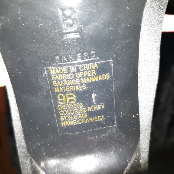 Bakers Black Bow Pumps size 9 - Picture 12 of 13